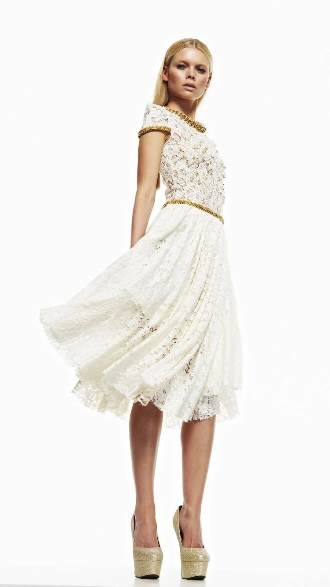 Lace Sleeveless Midi Dress