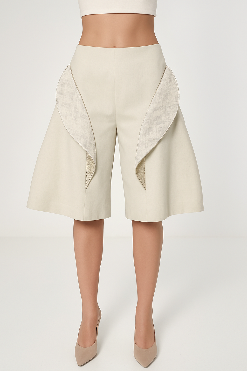 Calyx Shorts – Soft Sand Beige